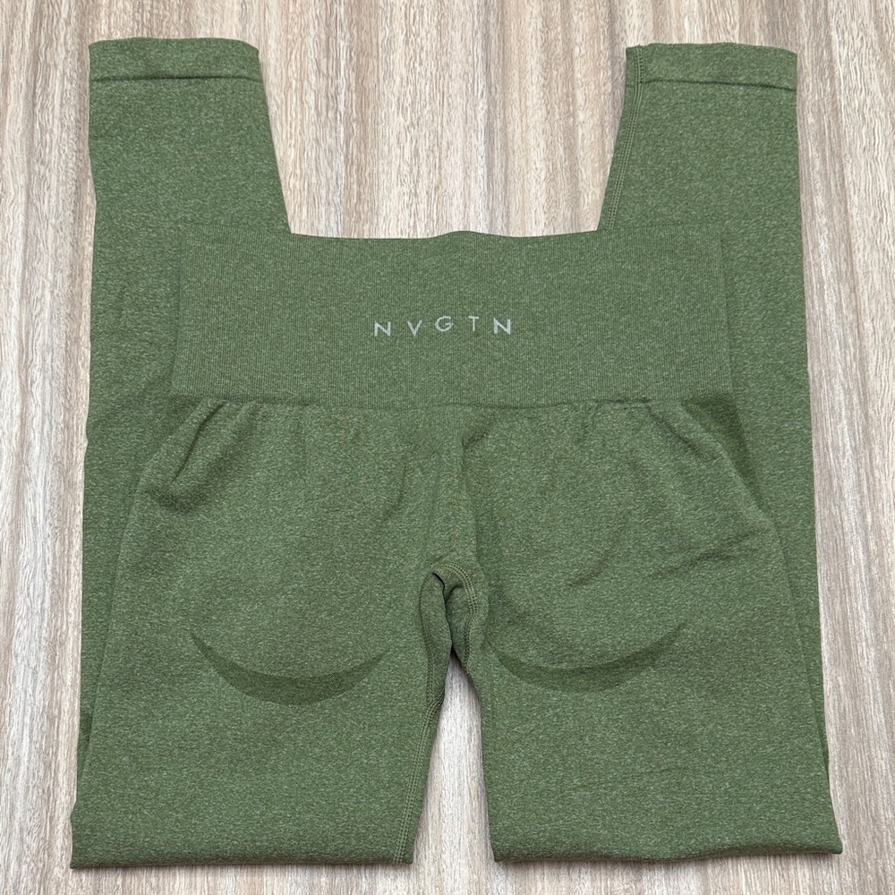 NVGTN Contour Seamless Leggings in Color Meadow Size Small